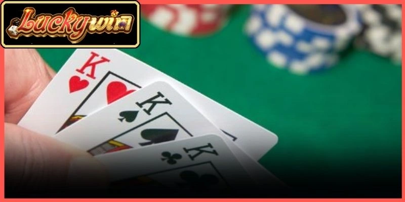 Giao diện bàn cược bài cào rùa luckywin được thiết kế sinh động và hiện đại